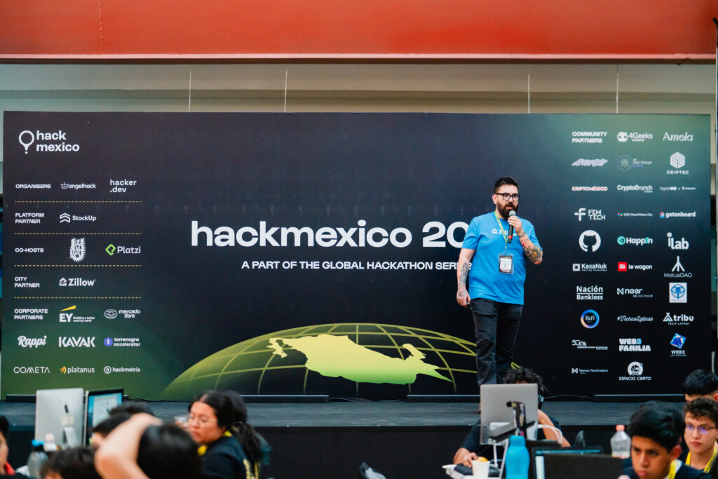 Senior tech talent in LATAM at a developer meetup in Mexico